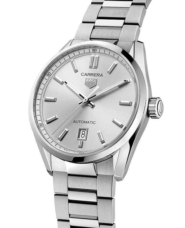 TAG Heuer Carrera Three Hands в фильме Серый человек